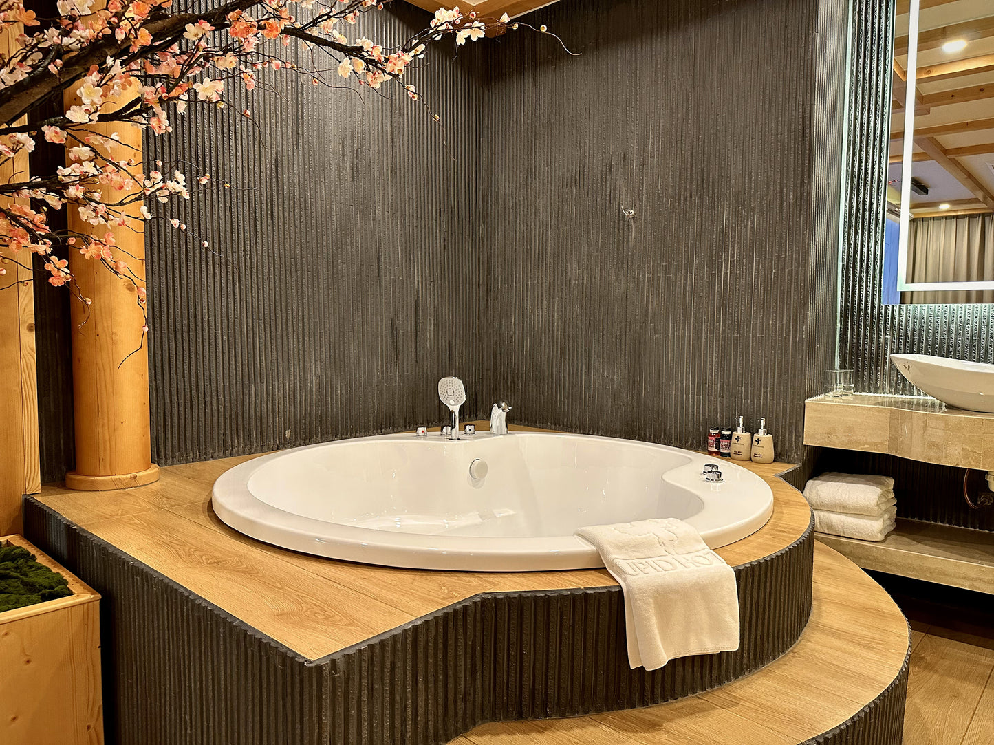CUPID SIGNATURE: JAPAN